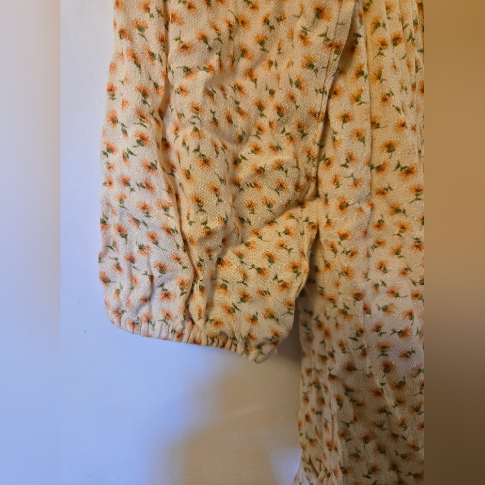 American Eagle Floral Cream Dress - Picture 2 of 8